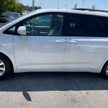 Another view of 2012 Toyota Sienna Limited 7-Passenger for sale in Carlstadt, NJ at 101 Motors