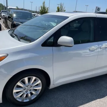 Photos of 2012 Toyota Sienna Limited 7-Passenger for sale in Carlstadt, NJ at 101 Motors