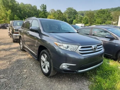 Another view of 2012 Toyota Highlander Limited for sale in Carlstadt, NJ at 101 Motors