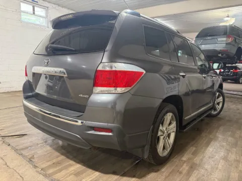 More photos of 2012 Toyota Highlander Limited at 101 Motors, NJ