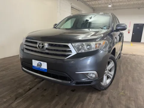 Photos of 2012 Toyota Highlander Limited for sale in Carlstadt, NJ at 101 Motors