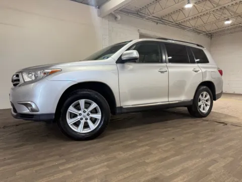 Silver 2012 Toyota Highlander SE for sale in Carlstadt, NJ