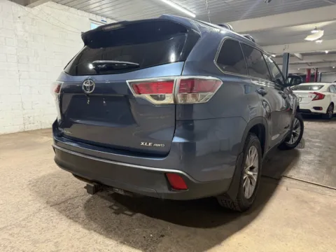 More photos of 2015 Toyota Highlander XLE at 101 Motors, NJ