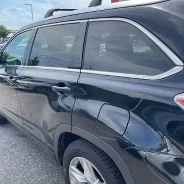 More photos of 2015 Toyota Highlander Limited Platinum at 101 Motors, NJ