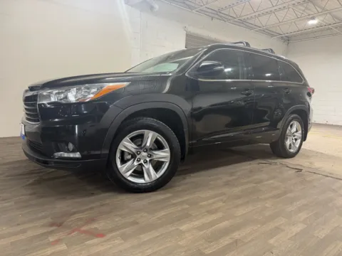 Photos of 2015 Toyota Highlander Limited Platinum for sale in Carlstadt, NJ at 101 Motors