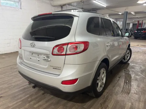 More photos of 2011 Hyundai SANTA FE Limited at 101 Motors, NJ