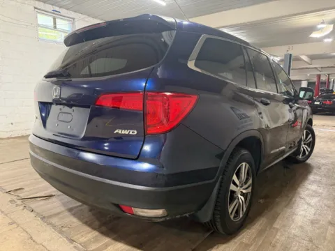 More photos of 2016 Honda Pilot EX-L at 101 Motors, NJ