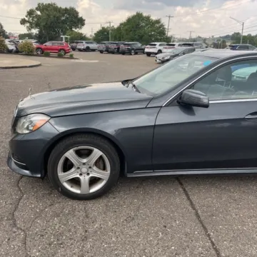 Photos of 2014 Mercedes-Benz E-Class E 350 Luxury 4MATIC for sale in Carlstadt, NJ at 101 Motors