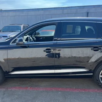 More photos of 2017 Audi Q7 3.0T quattro Premium Plus at 101 Motors, NJ