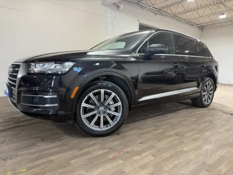 Photos of 2017 Audi Q7 3.0T quattro Premium Plus for sale in Carlstadt, NJ at 101 Motors