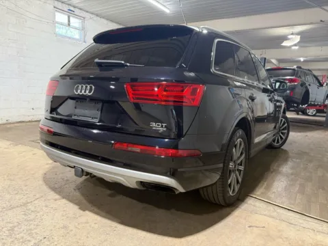 More photos of 2017 Audi Q7 3.0T quattro Premium Plus at 101 Motors, NJ