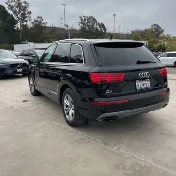 More photos of 2018 Audi Q7 3.0T quattro Premium Plus at 101 Motors, NJ