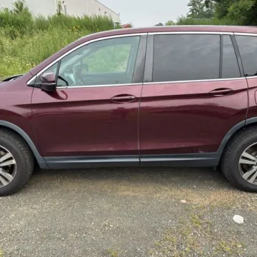 More photos of 2017 Honda Pilot EX-L w/Navi at 101 Motors, NJ
