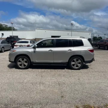 Another view of 2013 Toyota Highlander Limited for sale in Carlstadt, NJ at 101 Motors