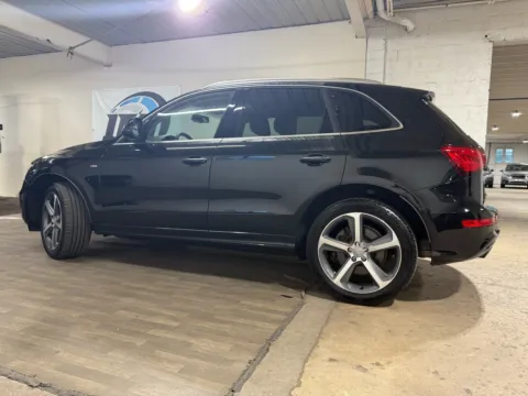 Another view of 2016 Audi Q5 3.0T quattro Premium Plus for sale in Carlstadt, NJ at 101 Motors