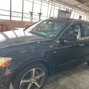 Photos of 2016 Audi Q5 3.0T quattro Premium Plus for sale in Carlstadt, NJ at 101 Motors