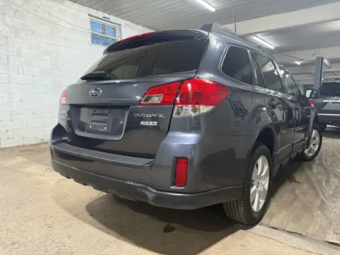 More photos of 2012 Subaru Outback 2.5i Limited at 101 Motors, NJ