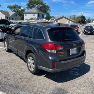 More photos of 2012 Subaru Outback 2.5i Limited at 101 Motors, NJ