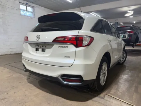 More photos of 2016 Acura RDX at 101 Motors, NJ