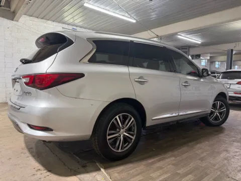 More photos of 2016 INFINITI QX60 at 101 Motors, NJ
