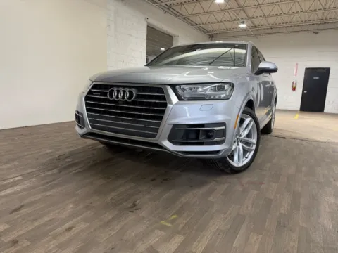 Silver 2018 Audi Q7 3.0T quattro Prestige for sale in Carlstadt, NJ