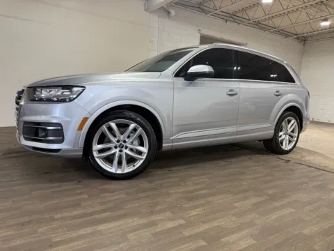 Photos of 2018 Audi Q7 3.0T quattro Prestige for sale in Carlstadt, NJ at 101 Motors