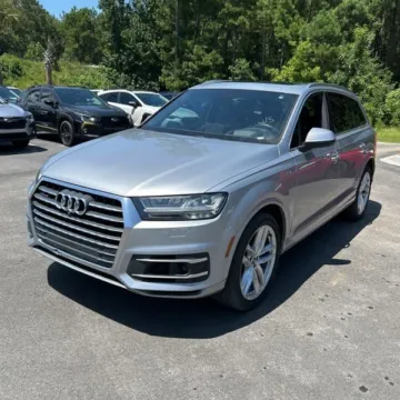 Silver 2018 Audi Q7 3.0T quattro Prestige for sale in Carlstadt, NJ