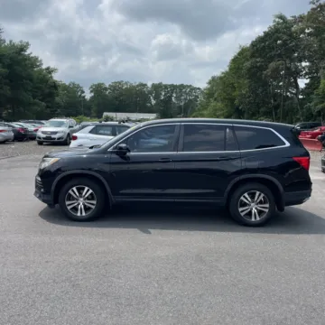 Another view of 2017 Honda Pilot EX-L for sale in Carlstadt, NJ at 101 Motors