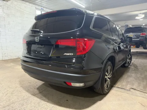 More photos of 2017 Honda Pilot EX-L at 101 Motors, NJ