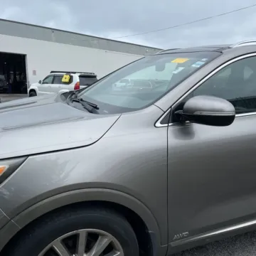 Photos of 2016 Kia Sorento SX Limited V6 for sale in Carlstadt, NJ at 101 Motors