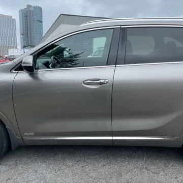 More photos of 2016 Kia Sorento SX Limited V6 at 101 Motors, NJ