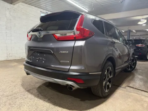 More photos of 2018 Honda CR-V Touring at 101 Motors, NJ