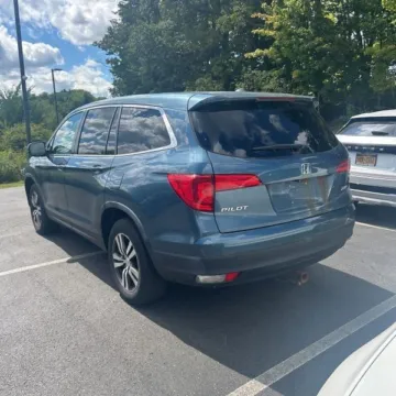 More photos of 2016 Honda Pilot EX-L at 101 Motors, NJ