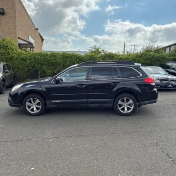 Another view of 2013 Subaru Outback 2.5i Limited for sale in Carlstadt, NJ at 101 Motors