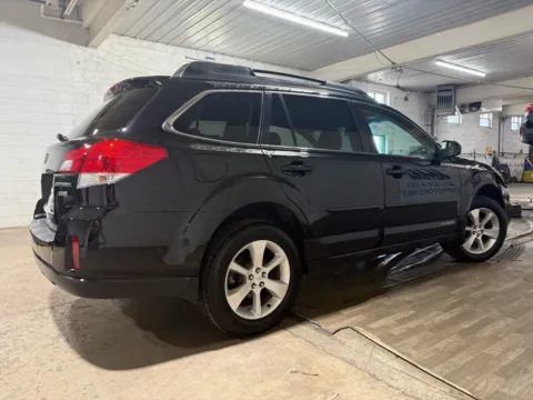More photos of 2013 Subaru Outback 2.5i Limited at 101 Motors, NJ