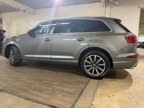 Another view of 2017 Audi Q7 3.0T quattro Premium Plus for sale in Carlstadt, NJ at 101 Motors