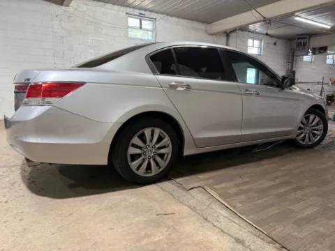More photos of 2012 Honda Accord EX-L V6 at 101 Motors, NJ