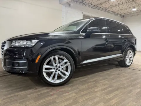 Photos of 2018 Audi Q7 3.0T quattro Prestige for sale in Carlstadt, NJ at 101 Motors