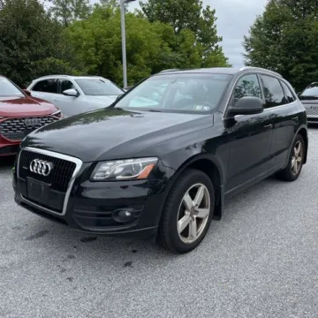 Black 2010 Audi Q5 3.2 quattro Prestige for sale in Carlstadt, NJ