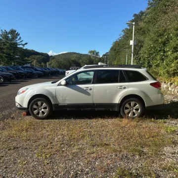 Photos of 2012 Subaru Outback 2.5i Limited for sale in Carlstadt, NJ at 101 Motors