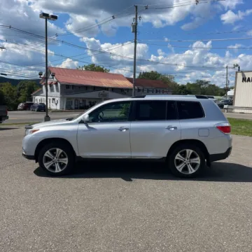 Another view of 2012 Toyota Highlander Limited for sale in Carlstadt, NJ at 101 Motors