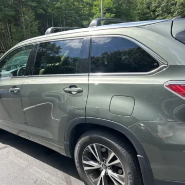 More photos of 2016 Toyota Highlander XLE at 101 Motors, NJ