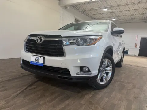 White 2016 Toyota Highlander Limited for sale in Carlstadt, NJ