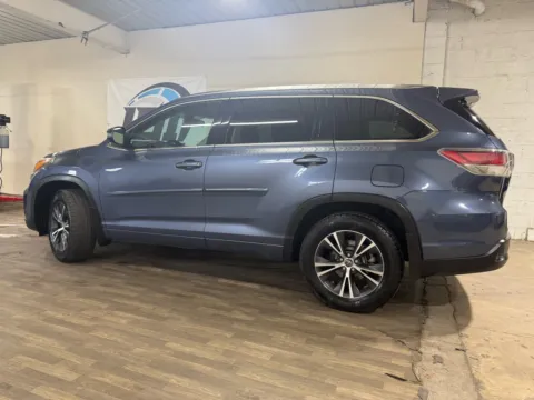 Another view of 2016 Toyota Highlander XLE for sale in Carlstadt, NJ at 101 Motors