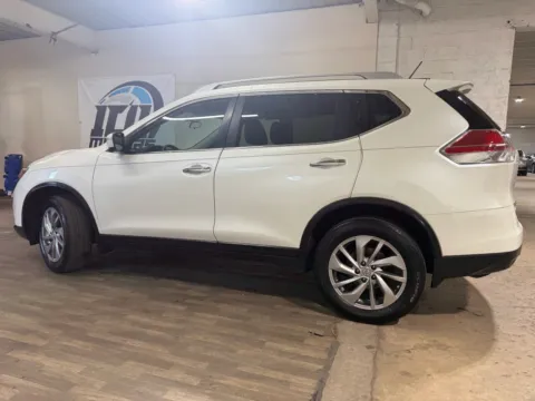 Another view of 2015 Nissan Rogue SL for sale in Carlstadt, NJ at 101 Motors