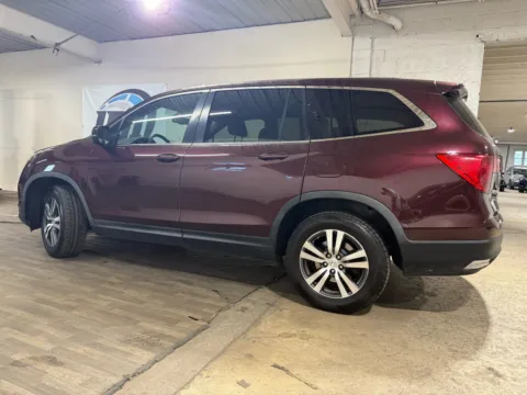 Another view of 2017 Honda Pilot EX-L w/Navi for sale in Carlstadt, NJ at 101 Motors