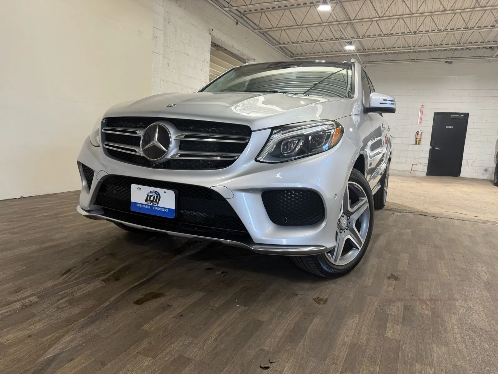 Silver 2017 Mercedes-Benz GLE 400 4MATIC for sale in Carlstadt, NJ
