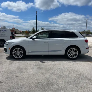 Another view of 2017 Audi Q7 3.0T quattro Prestige for sale in Carlstadt, NJ at 101 Motors