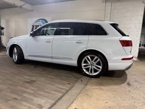 Another view of 2017 Audi Q7 3.0T quattro Prestige for sale in Carlstadt, NJ at 101 Motors