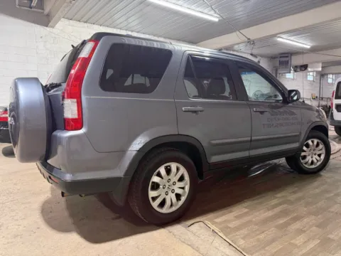 More photos of 2006 Honda CR-V SE at 101 Motors, NJ